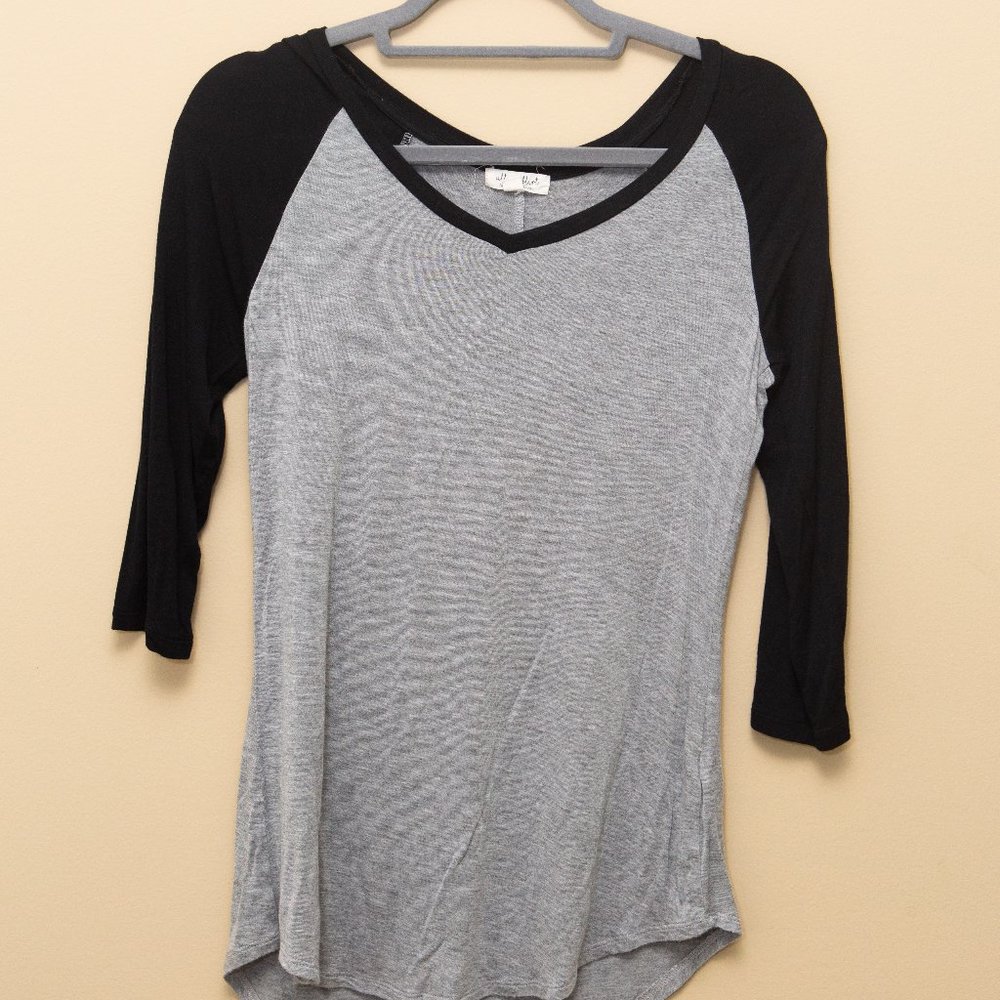 Gray Comfy Tee ❤️
